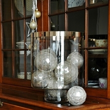 MODERN CLASSIC CHRISTMAS