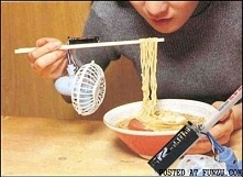 to jest wiatraczek ostudzający jedzenie XD może fajny gadżet ale pomyślcie czy to jest wygodne