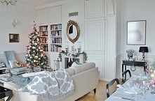 MODERN CLASSIC CHRISTMAS