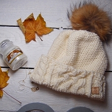 Wełniana czapa z Instytutu Kłębka <3 Zamówienia: instytut.klebka@gmail.com