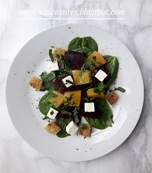 Sałatka z pieczoną dynią
myownpleasures.blogspot.com