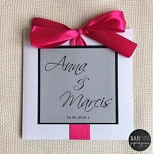 eleganckie zaproszenie ale nie nudne. Oryginalne zestawienie kolorów, kolor przewodni malinowy :) wiecej zdj na fb