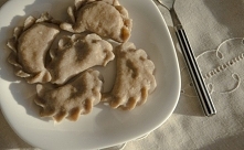 DIETETYCZNE PIEROGI Z KAPUSTĄ I GRZYBAMI