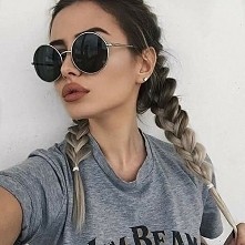 Piękne warkocze, osobiście uwielbiam je nosić. Uważam, że dodaja uroku. A wy co o nich myślicie? Oklepane czy nie?