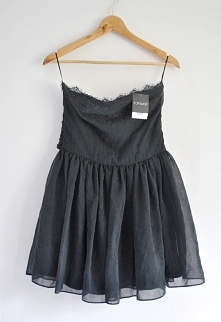 Sprzedam
Sukienka Topshop r.38
Klik w zdjęcie