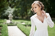 suknia z długim rękawem