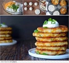 Zostały Ci ziemniaki z obiadu? Zrób z nich placuszki 1. Z ziemniaków zrób pueree. 2. Dodaj posiekany szczypiorek i startą marchewkę. 3. Przypraw solą i pieprzem i dokładnie wymi...