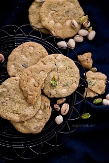 CIASTKA PISTACJOWE Z BIAŁĄ ...