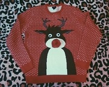 cudowny sweterek upolowany wczoraj <3