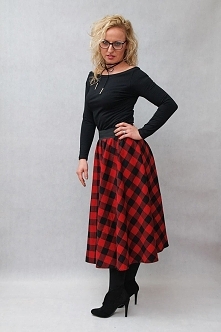 Zmysłowo na poważnie :)
wię...