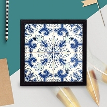 FROZEN BEAUTY / S / w ramce (20x20cm)