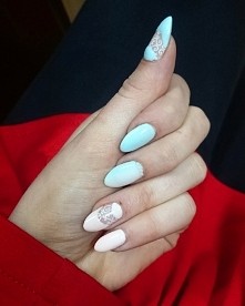 nails
