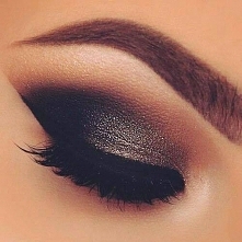 Smoky eyes