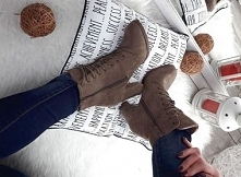 Klasyczne botki na obcasie