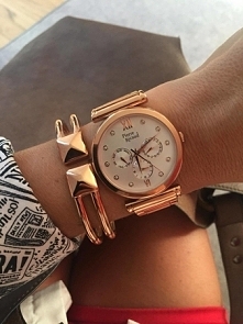 Przepiękny zegarek marki Pierre złocony 18-karatowym złotem i wykończony kryształami Swarovskiego! Dostępny na Filigree.pl
Kliknij w zdjęcie aby przejść do sklepu! :)