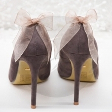 Gdy tylko przyjdzie świąteczna wypłata sprawię sobie prezent. Wy też? :D