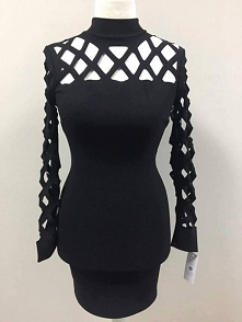 śliczna N O W A czarna sukienka

idealna na sylwestra <3