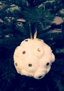 Bomka z płatków kosmetycznych 