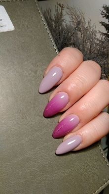 semilac 058 heather gray
semilac 034 mardi gras
semilac burgundy wine 083
neonail bubble gum