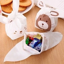 Słodkości zapakowane w taki sposób z pewnością jeszcze lepiej będą smakowały :)