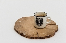 Zima rozszalała się na dobre, opatuliła każdy skrawek przestrzeni, okryła mięciutkim puchem. Na blogu mam dziś dla Was wiele dobrego, wszystko to, co potrzebne na zimowe chłody....