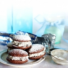 Cookies and cream whoopie pies