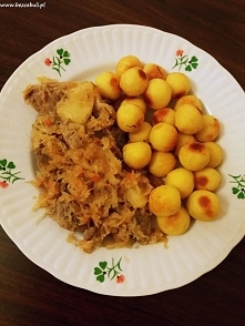 Przepis na karkówkę z kiszona kapustą i ananasem, polecam! :)