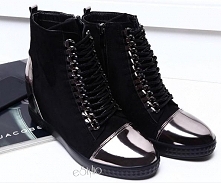 Zapraszam do zakupu super bucików. 
Rozmiary od 35 - 40
Cena 109zł kontakt e-mail: estylio@onet.pl