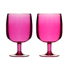 Kolorowe kieliszki od Sagaform znakomicie sprawdzą się podczas serwowania zimnych napojów i orzeźwiającej lemoniady.