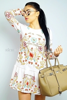 SUKIENKA FIORE 79,-
shop online richinside.eu