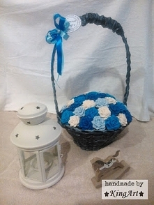 Kosz z różami na Chrzest Św...