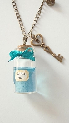 naszyjnik Alicja w Krainie Czarów