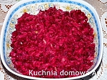 Sałatka z buraczków i czerwonej fasoli