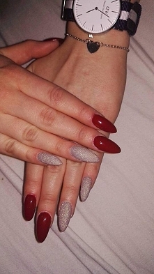 przedłużane bordo z efektem szronu ;)