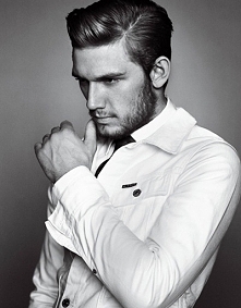 Alex Pettyfer