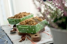 Crumble gruszkowe z orzechami