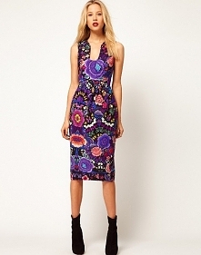 piekna sukienka asos