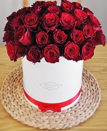 Walentynki już za parę dni. Zaskocz z nami swoją Kobietę. Bukieciarnia Szafir. Warszawa i okolice.