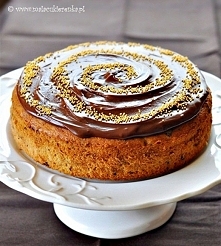 ciasto z bananami i czekolada