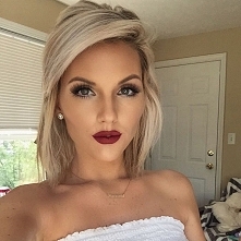 Portal Weselnapolska_pl
Makijaż ślubny, inspiracje i pomysły.