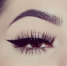 uwielbiam jak widać mi rzęsy! a wy ?
