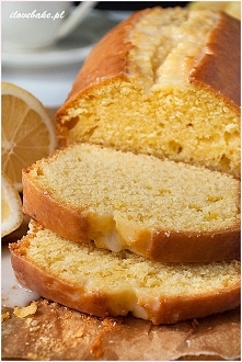 Babka cytrynowa wilgotna