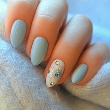 semilac: 000, 001, 144