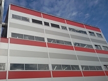 płyty warstwowe ocieplają i zapewniaaj elegancką elewację