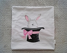Poszewka ręcznie malowana o wymiarach 40x40 cm :)