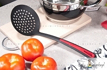 Akcesoria kuchenne z serii Gallant od renomowanego niemieckiego producenta to połączenie oryginalnego wyglądu i funkcjonalności niezbędnej w każdej kuchni. Zawieszone na relingu...