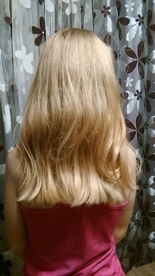 mój włosowy progres, niestety odkształciły się od gumki..:)