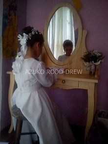 drewniana toaletka wykończo...