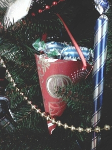 Rożek z cukierkami na choin...