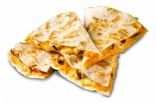 QUESADILLAS Z KURCZAKIEM, WARZYWAMI I SEREM - przepis na blogu: ,,Kuchnia Wg. Kacpra", na stronie głównej, lub w zakładce - dania główne.